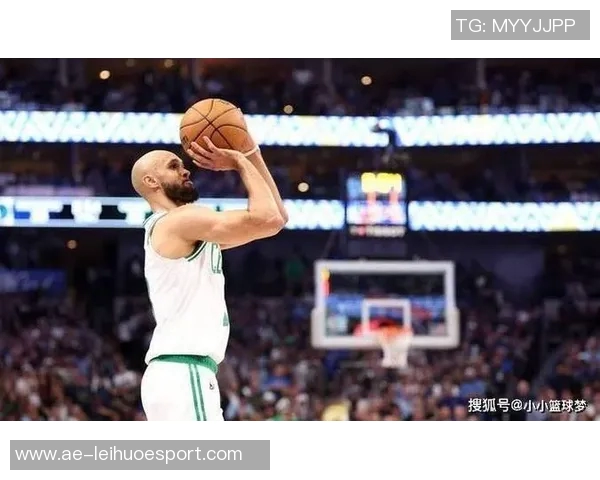 火箭计划三方交易送走范乔丹全力追逐冠军后卫怀特